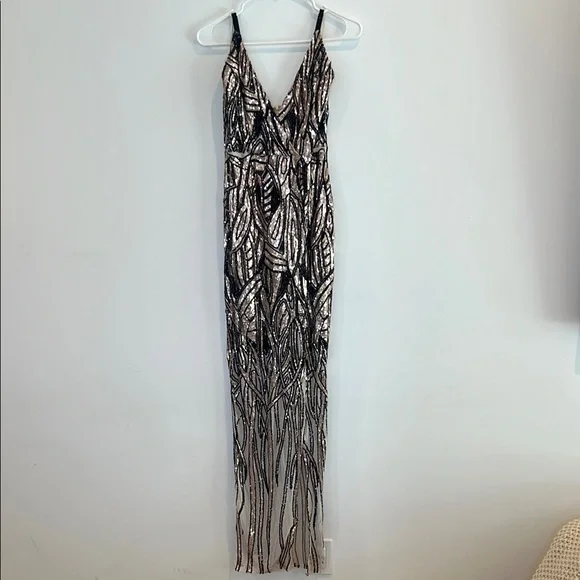 green emerald velvet dress Black and Silver Long Sleeve Short Party Dress 020 Black/Silver / 00